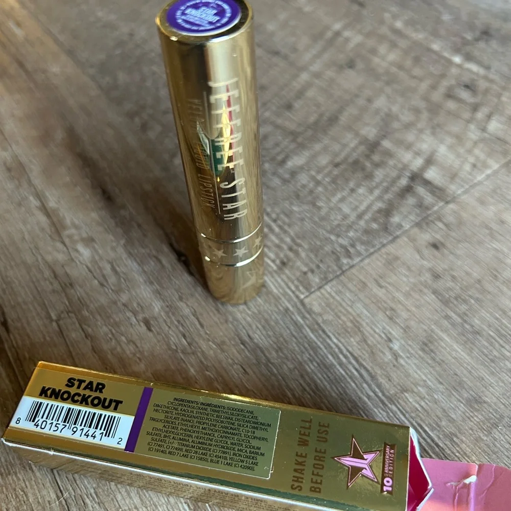 Jeffree Star Knockout Lipstick “Star Knockout” color